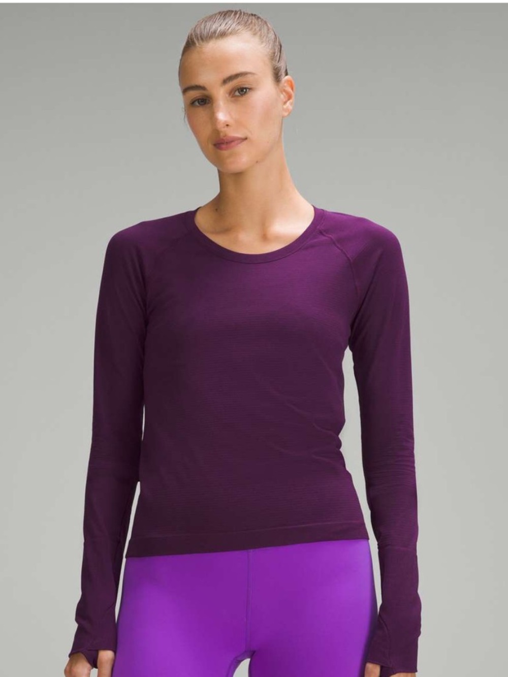 Lululemon Swiftly Tech Long-Sleeve
Shirt 2.0 *Race Length Magenta size 6
